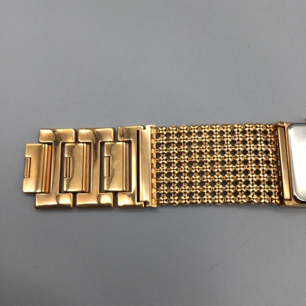 DKNY NY4905 Womens Dress Watch 32mm White Dial Gold Tone Crystals New Battery 7